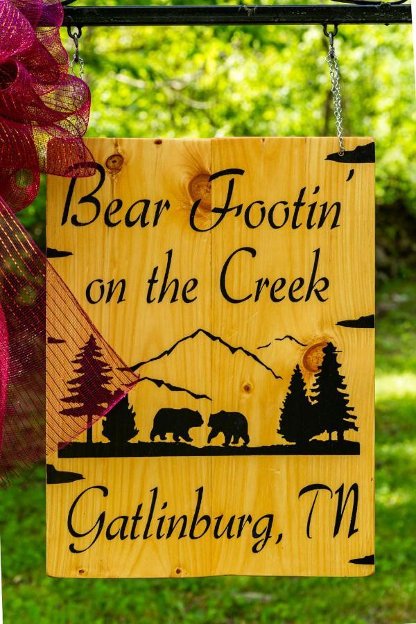 Villa Bear Footin' On The Creek Gatlinburg Exterior foto